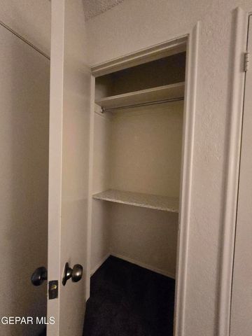 6201 Escondido Drive 9B, El Paso, TX 79912