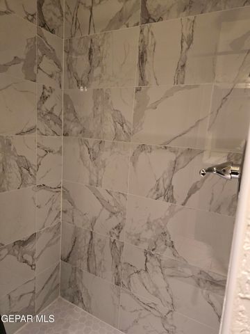 6201 Escondido Drive 9B, El Paso, TX 79912