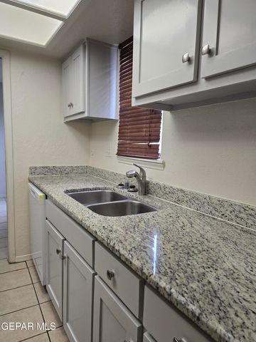 6201 Escondido Drive 9B, El Paso, TX 79912