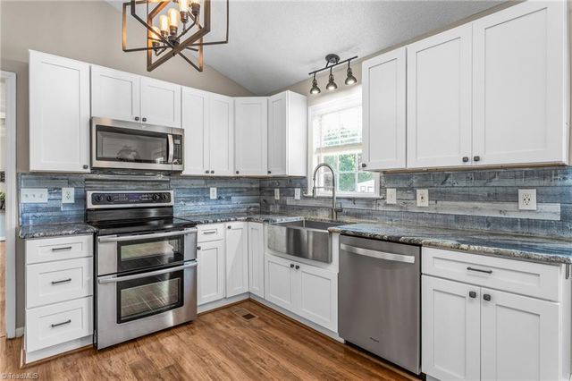 207 Whitestone Drive, Greensboro, NC 27455