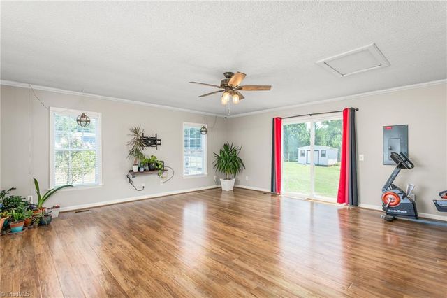 207 Whitestone Drive, Greensboro, NC 27455