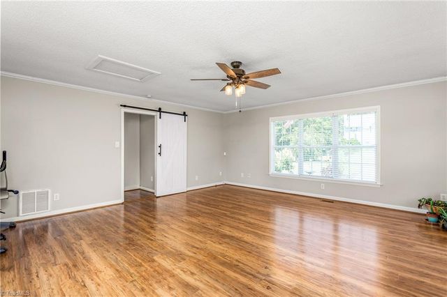 207 Whitestone Drive, Greensboro, NC 27455