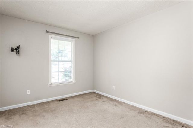 207 Whitestone Drive, Greensboro, NC 27455