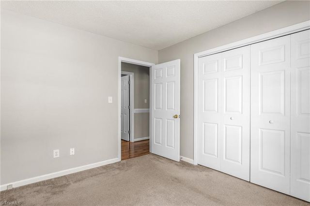 207 Whitestone Drive, Greensboro, NC 27455