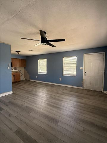 136 MYRTLE AVENUE, Lake Wales, FL 33898