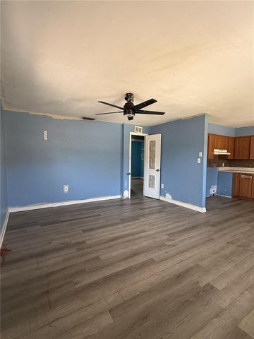 136 MYRTLE AVENUE, Lake Wales, FL 33898