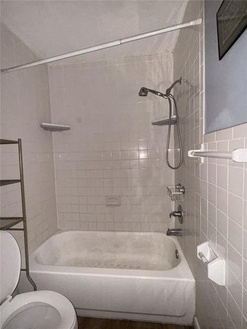 136 MYRTLE AVENUE, Lake Wales, FL 33898