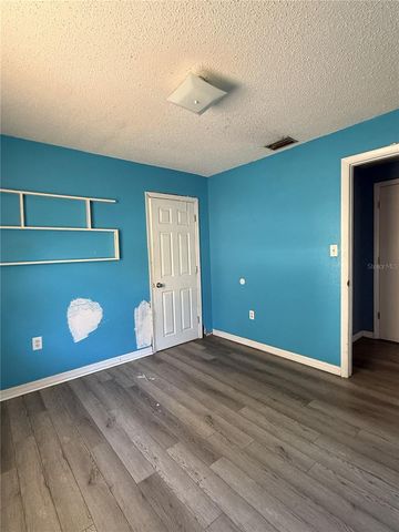 136 MYRTLE AVENUE, Lake Wales, FL 33898