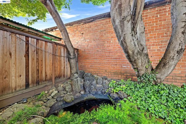 21617 Westfield Ave, Hayward, CA 94541