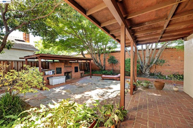 21617 Westfield Ave, Hayward, CA 94541