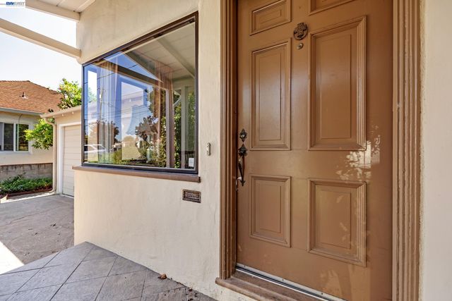 21617 Westfield Ave, Hayward, CA 94541