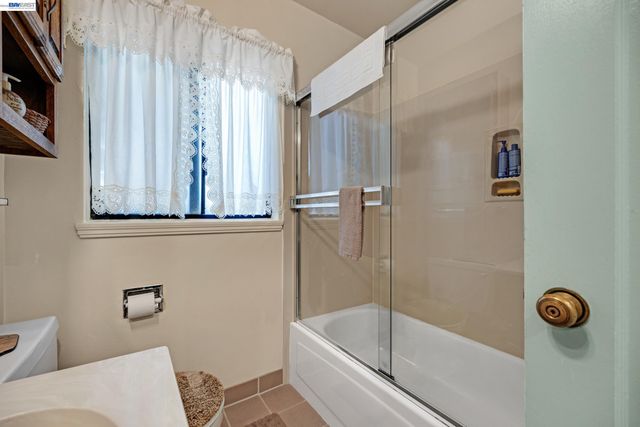 21617 Westfield Ave, Hayward, CA 94541
