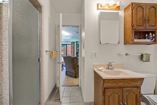 21617 Westfield Ave, Hayward, CA 94541