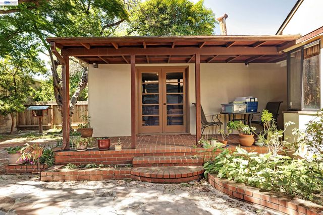 21617 Westfield Ave, Hayward, CA 94541