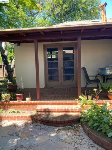 21617 Westfield Ave, Hayward, CA 94541