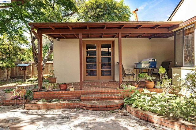 21617 Westfield Ave, Hayward, CA 94541