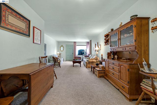 21617 Westfield Ave, Hayward, CA 94541