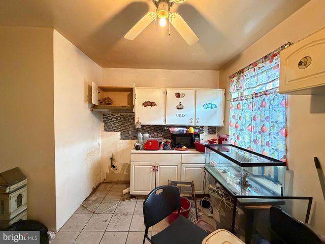 2713 W FAIRMOUNT AVE, Baltimore, MD 21223