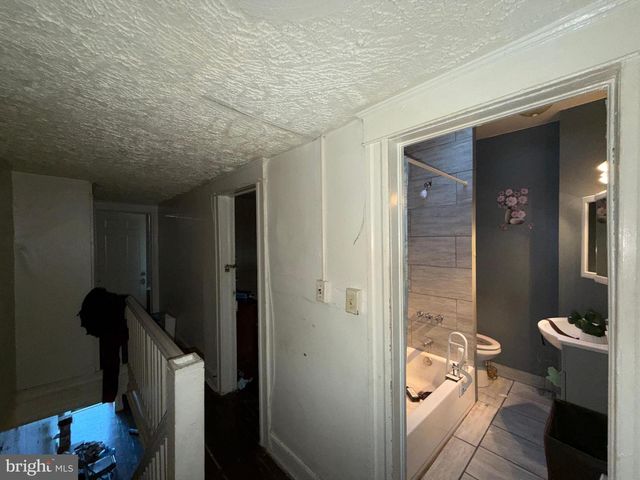 2713 W FAIRMOUNT AVE, Baltimore, MD 21223