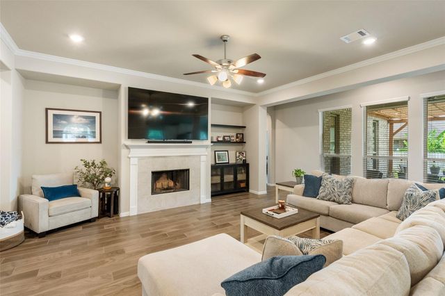 11526 Walden Road, Montgomery, TX 77356
