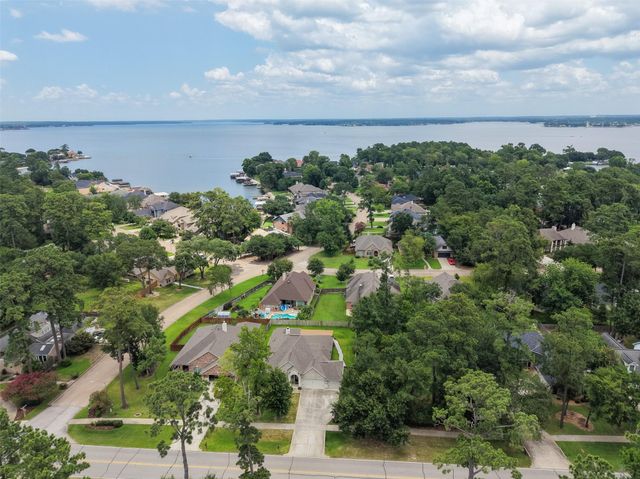 11526 Walden Road, Montgomery, TX 77356