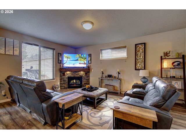 5929 Ne 48TH St, Vancouver, WA 98661