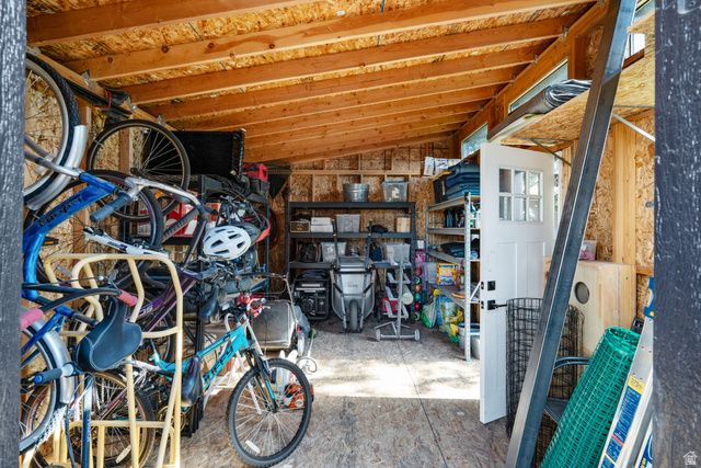 1380 EASTPOINT DR, Sandy, UT 84092
