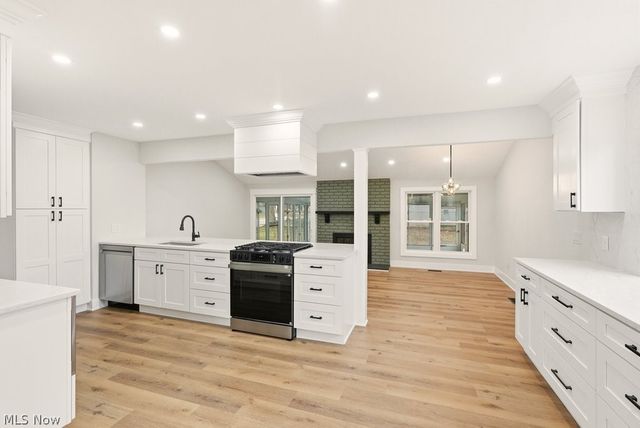 36988 Clearway Drive, Eastlake, OH 44095