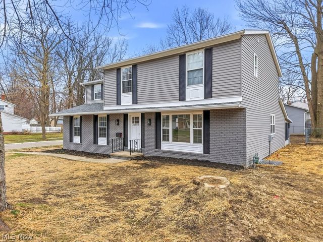 36988 Clearway Drive, Eastlake, OH 44095