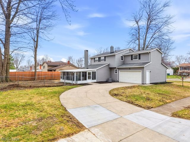 36988 Clearway Drive, Eastlake, OH 44095