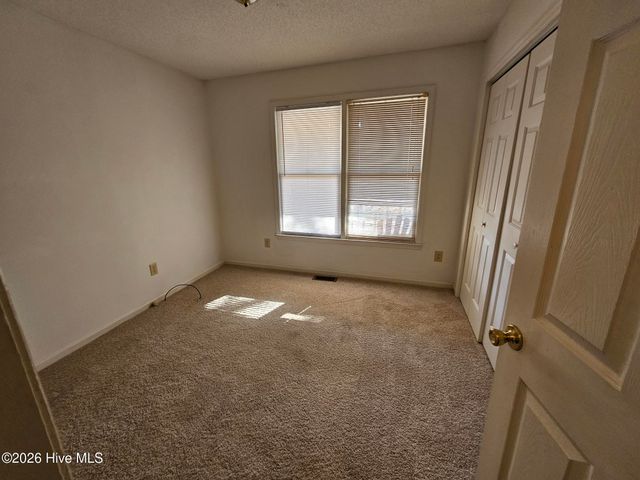 314 Golden Road, Wilmington, NC 28409