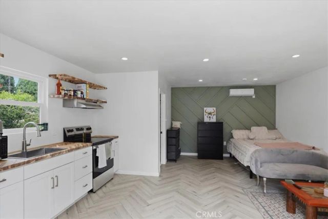 3589 Castle Reagh, Riverside, CA 92506