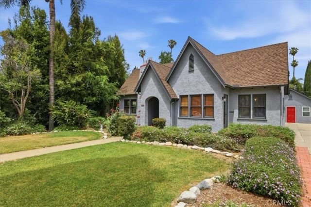 3589 Castle Reagh, Riverside, CA 92506
