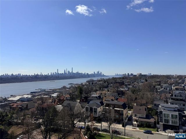200 Winston Drive 1014, Cliffside Park, NJ 07010