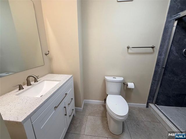 200 Winston Drive 1014, Cliffside Park, NJ 07010