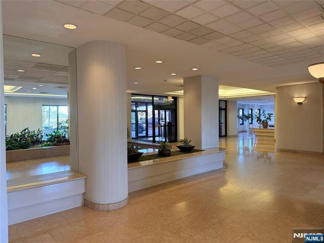 200 Winston Drive 1014, Cliffside Park, NJ 07010