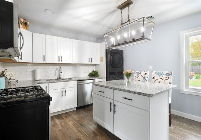 20 Jackson Rd, Hanover, MA 02339