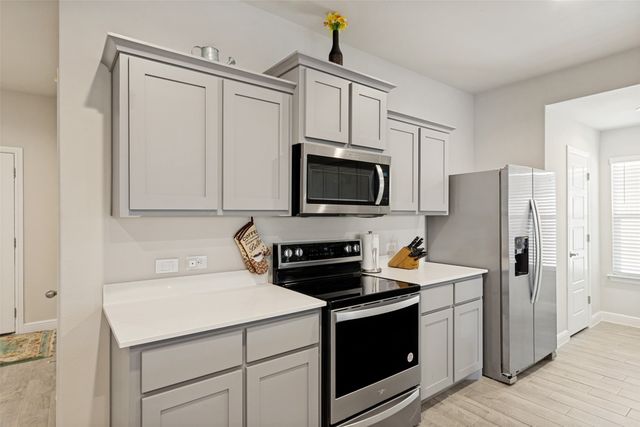 737 Trinity Park Trail, Alvarado, TX 76009