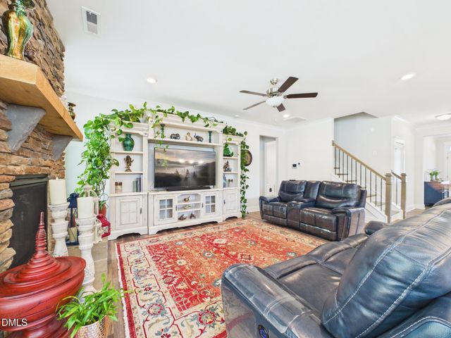 1096 Capulet Drive, Burlington, NC 27215
