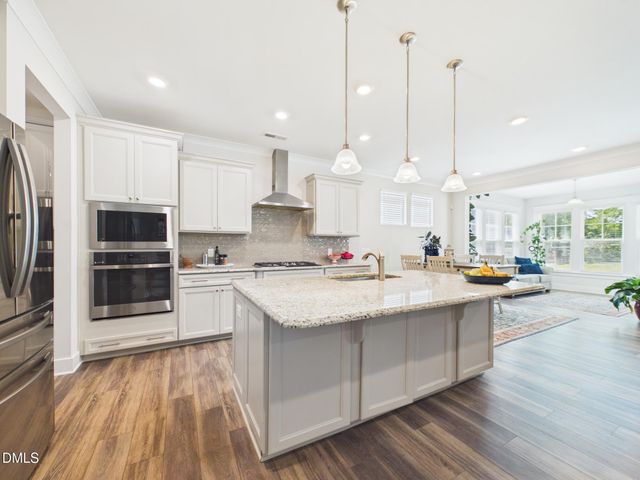 1096 Capulet Drive, Burlington, NC 27215