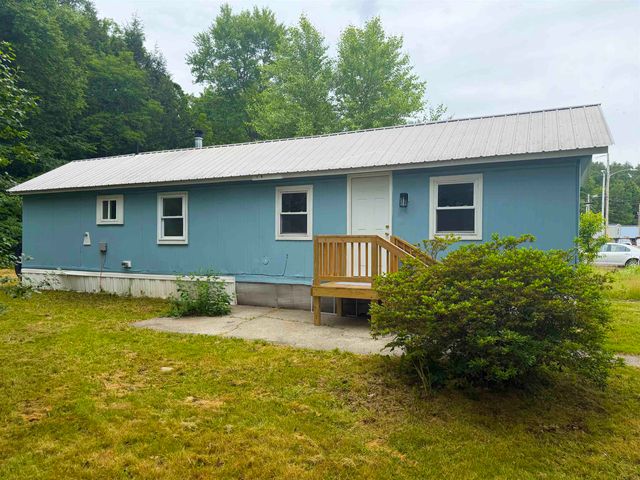22 Valley Road, Brattleboro, VT 05301