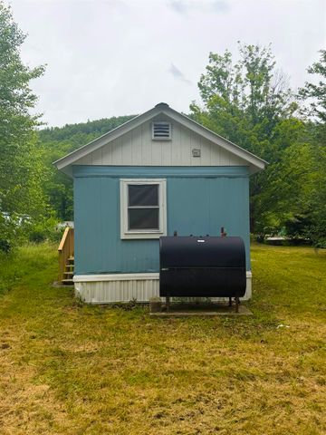 22 Valley Road, Brattleboro, VT 05301