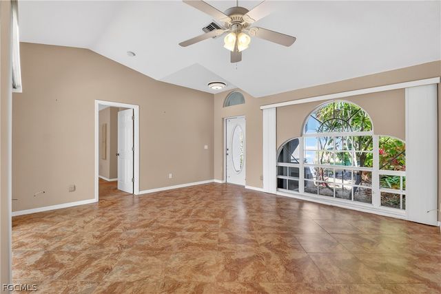 2202 SW 39th ST, Cape Coral, FL 33914