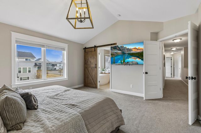 5288 Porchlight View, Woodbury, MN 55129