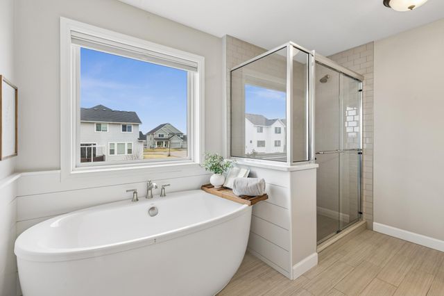 5288 Porchlight View, Woodbury, MN 55129