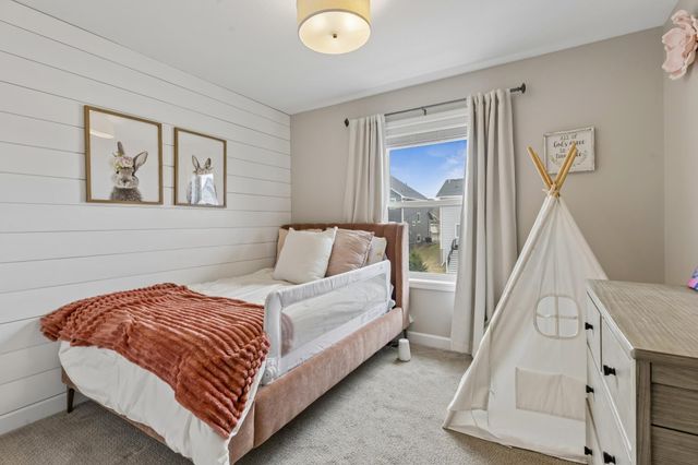 5288 Porchlight View, Woodbury, MN 55129