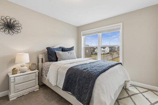 5288 Porchlight View, Woodbury, MN 55129