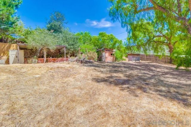 209 Frances Dr, El Cajon, CA 92019