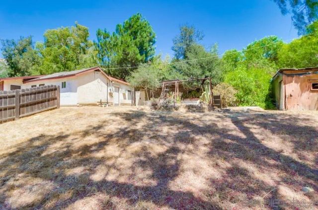 209 Frances Dr, El Cajon, CA 92019