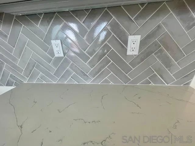 7825 Cypress Dr, Santee, CA 92071